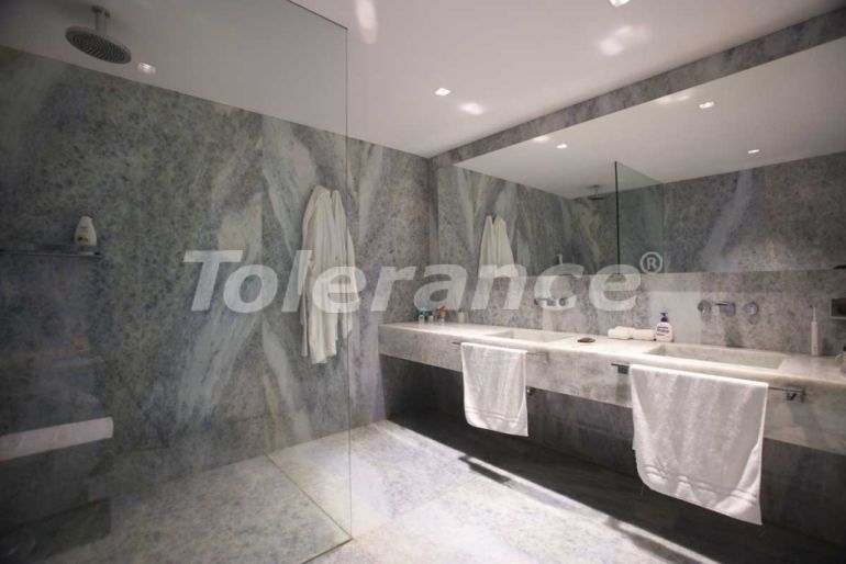 Вилла или дом от застройщика в Бодруме вид на море с бассейном: купить недвижимость в Турции - 70506