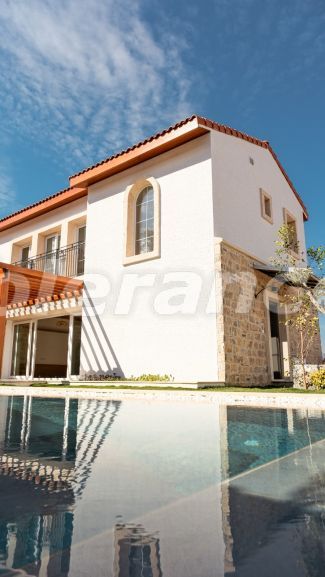 Вилла или дом от застройщика в Бодруме с бассейном в рассрочку: купить недвижимость в Турции - 78326