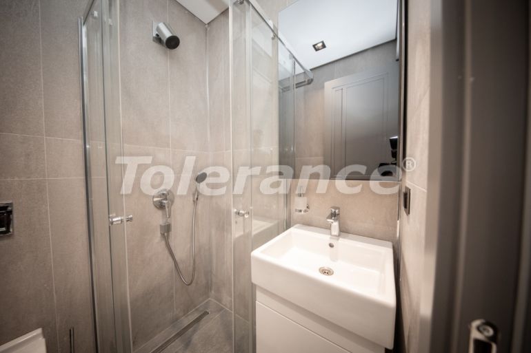 Вилла или дом от застройщика в Бююкчекмедже, Стамбул с бассейном: купить недвижимость в Турции - 100109