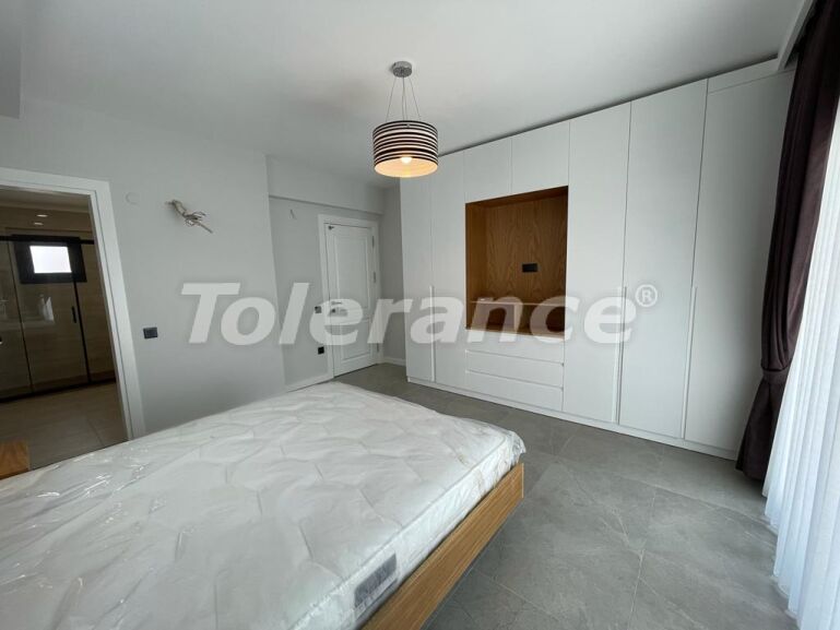 Вилла или дом в Чалыш, Фетхие с бассейном: купить недвижимость в Турции - 57534