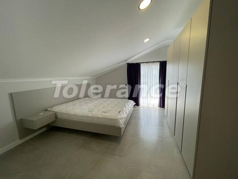 Вилла или дом в Чалыш, Фетхие с бассейном: купить недвижимость в Турции - 57538