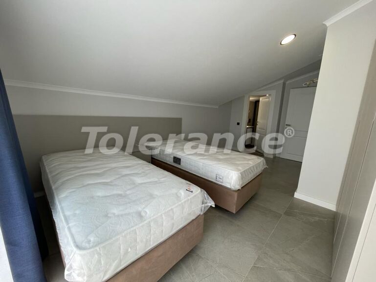 Вилла или дом в Чалыш, Фетхие с бассейном: купить недвижимость в Турции - 57541