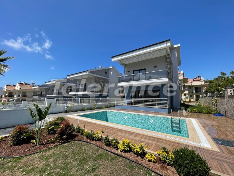 Вилла или дом от застройщика в Чалыш, Фетхие с бассейном: купить недвижимость в Турции - 57871