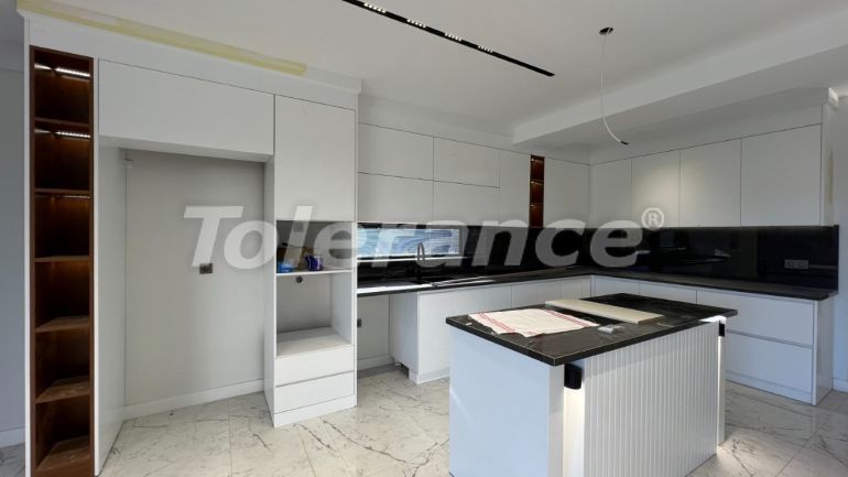 Вилла или дом от застройщика в Чамьюва, Кемер с бассейном: купить недвижимость в Турции - 103963