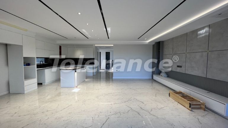 Вилла или дом от застройщика в Чамьюва, Кемер с бассейном: купить недвижимость в Турции - 103964