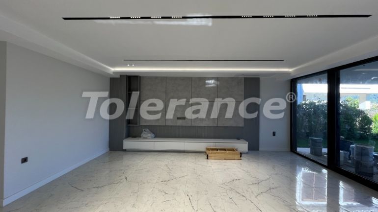 Вилла или дом от застройщика в Чамьюва, Кемер с бассейном: купить недвижимость в Турции - 103965