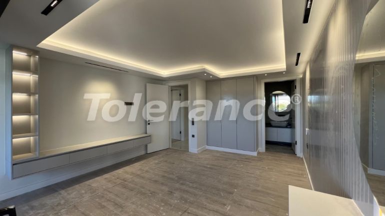 Вилла или дом от застройщика в Чамьюва, Кемер с бассейном: купить недвижимость в Турции - 103978