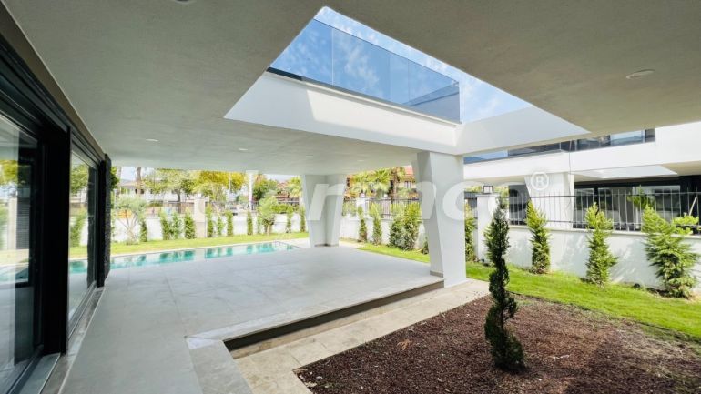 Вилла или дом от застройщика в Чамьюва, Кемер с бассейном: купить недвижимость в Турции - 103988