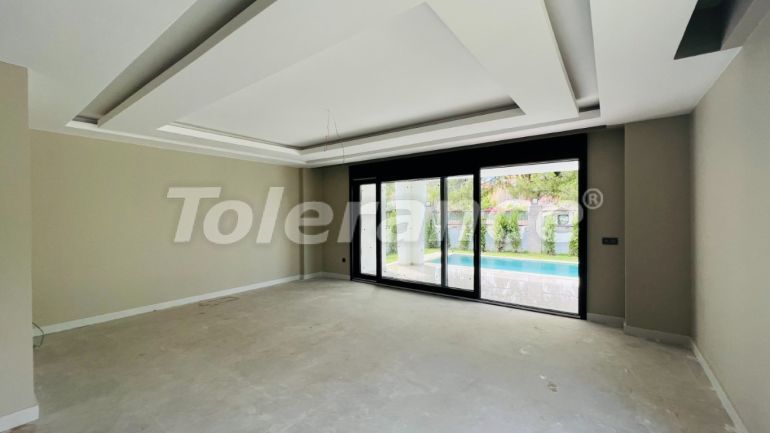 Вилла или дом от застройщика в Чамьюва, Кемер с бассейном: купить недвижимость в Турции - 104014