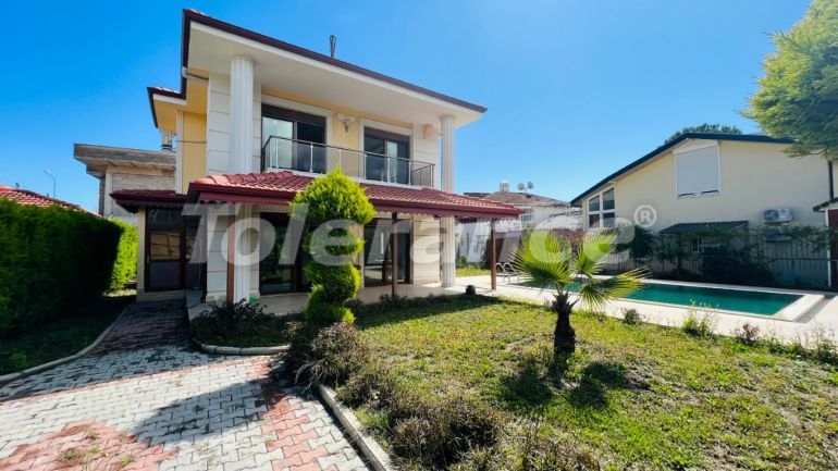 Вилла или дом в Чамьюва, Кемер с бассейном: купить недвижимость в Турции - 104090
