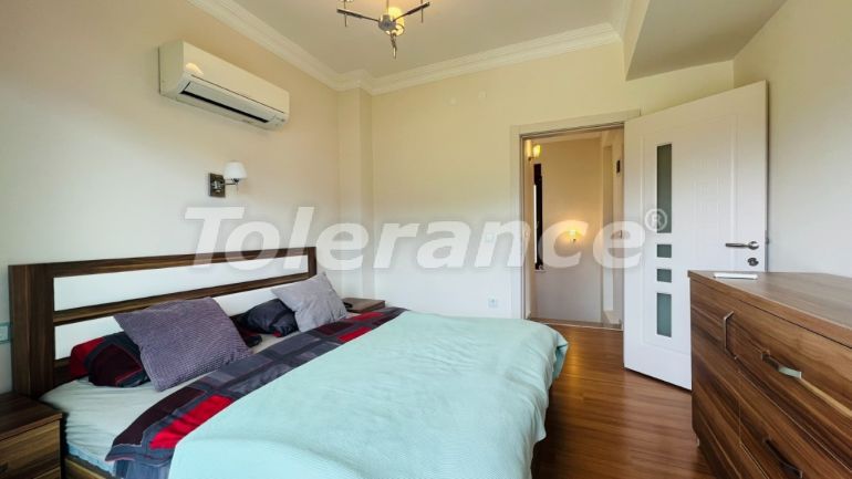 Вилла или дом в Чамьюва, Кемер с бассейном: купить недвижимость в Турции - 104098