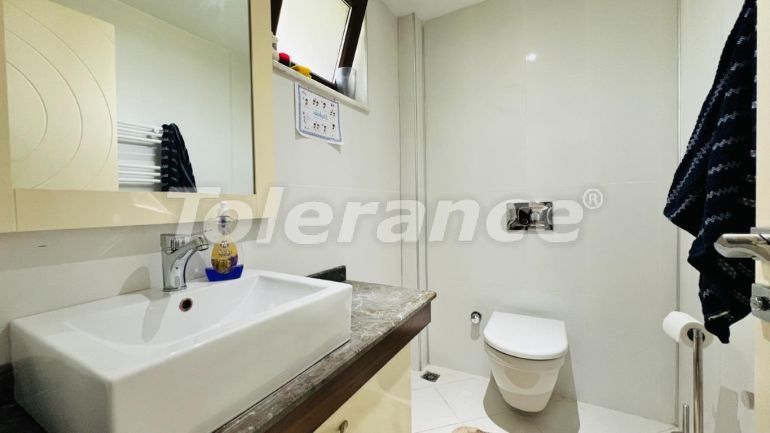 Вилла или дом в Чамьюва, Кемер с бассейном: купить недвижимость в Турции - 111207