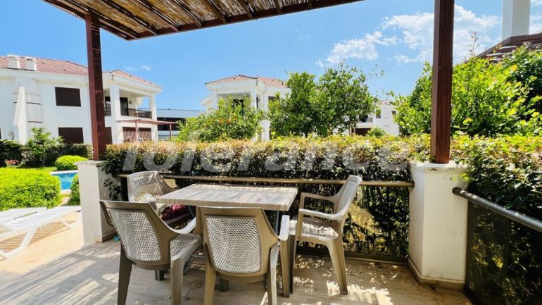 Вилла или дом в Чамьюва, Кемер с бассейном: купить недвижимость в Турции - 111217