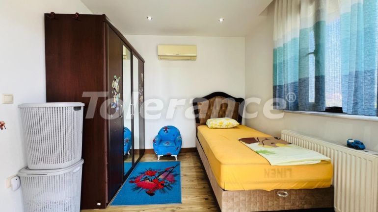 Вилла или дом в Чамьюва, Кемер с бассейном: купить недвижимость в Турции - 111225