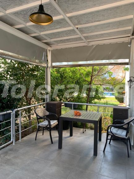 Вилла или дом в Чамьюва, Кемер с бассейном: купить недвижимость в Турции - 119378