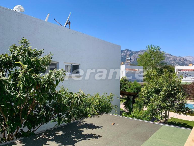 Вилла или дом в Чамьюва, Кемер с бассейном: купить недвижимость в Турции - 119396