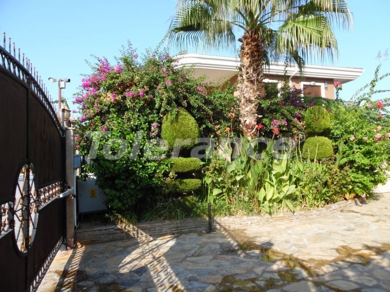 Вилла или дом от застройщика в Чамьюва, Кемер с бассейном: купить недвижимость в Турции - 126165