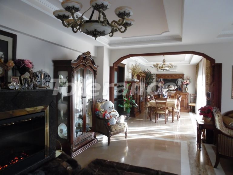 Вилла или дом от застройщика в Чамьюва, Кемер с бассейном: купить недвижимость в Турции - 126174