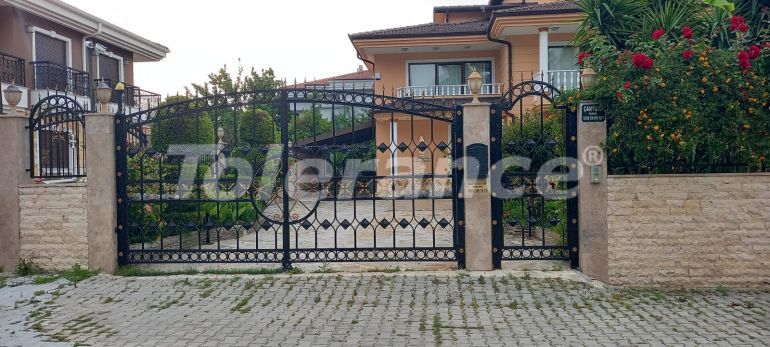 Вилла или дом от застройщика в Чамьюва, Кемер с бассейном: купить недвижимость в Турции - 126176