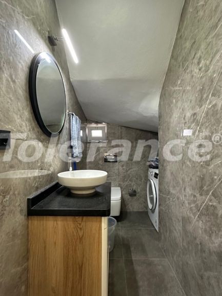 Вилла или дом в Чамьюва, Кемер с бассейном: купить недвижимость в Турции - 133063