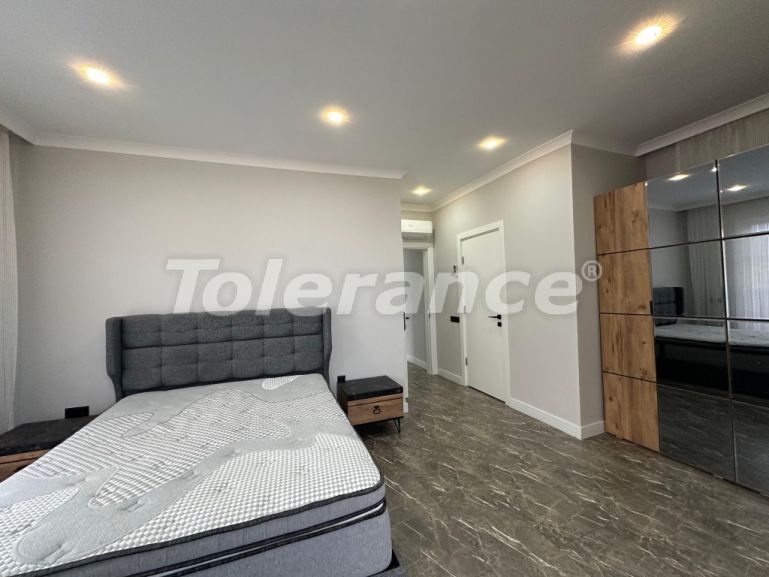 Вилла или дом в Чамьюва, Кемер с бассейном: купить недвижимость в Турции - 133090