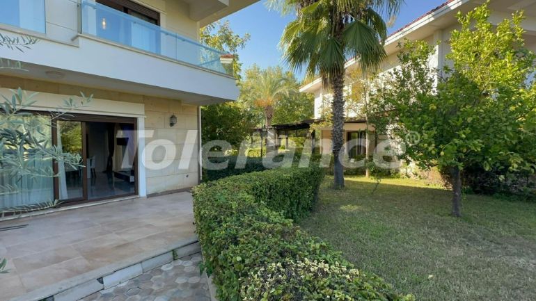 Вилла или дом в Чамьюва, Кемер с бассейном: купить недвижимость в Турции - 133236