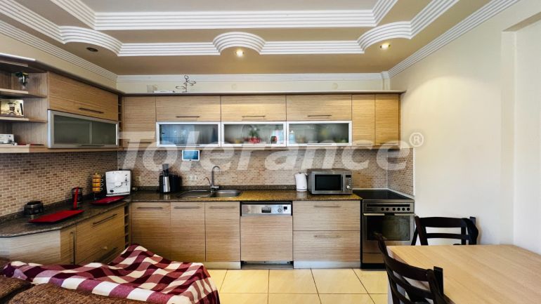 Вилла или дом в Чамьюва, Кемер с бассейном: купить недвижимость в Турции - 135702