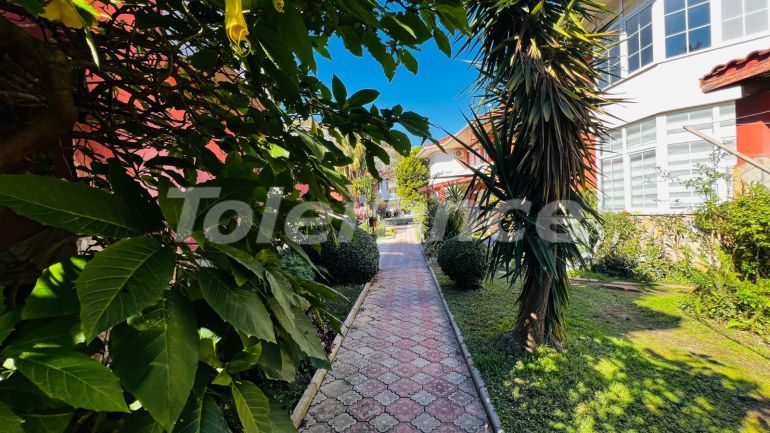 Вилла или дом в Чамьюва, Кемер с бассейном: купить недвижимость в Турции - 135703