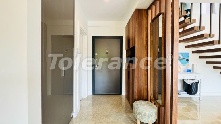 Вилла или дом в Чамьюва, Кемер с бассейном: купить недвижимость в Турции - 136295