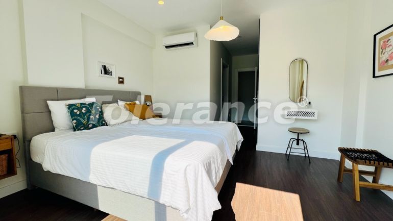 Вилла или дом в Чамьюва, Кемер с бассейном: купить недвижимость в Турции - 136308