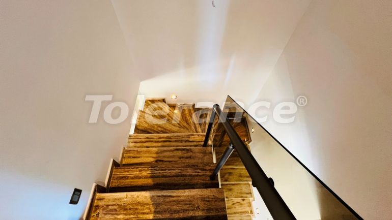 Вилла или дом в Чамьюва, Кемер с бассейном: купить недвижимость в Турции - 136658