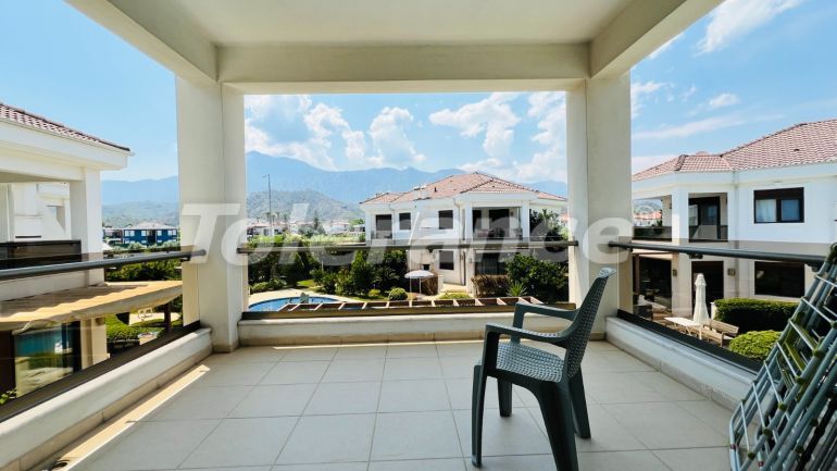 Вилла или дом в Чамьюва, Кемер с бассейном: купить недвижимость в Турции - 136659