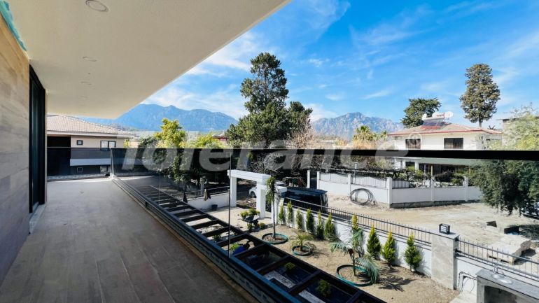 Вилла или дом от застройщика в Чамьюва, Кемер: купить недвижимость в Турции - 136981