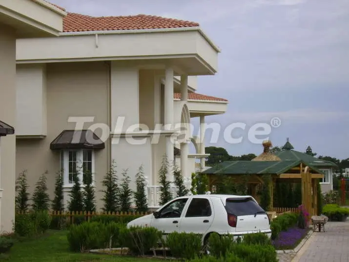 Вилла или дом от застройщика в Çamyuva, Кемер с бассейном: купить недвижимость в Турции - 1891