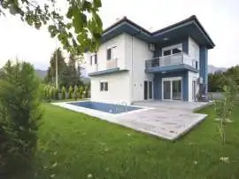 Вилла или дом в Çamyuva, Кемер с бассейном: купить недвижимость в Турции - 29645
