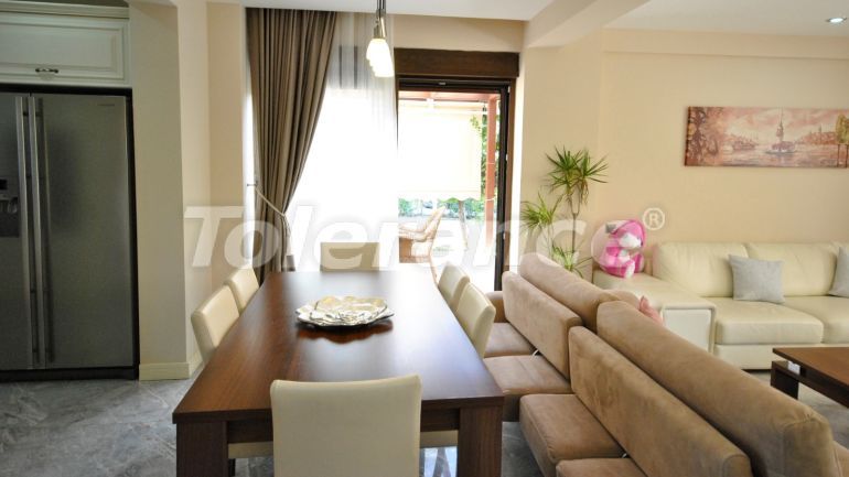 Вилла или дом в Çamyuva, Кемер с бассейном - 42930 Вилла или дом в Çamyuva, Кемер с бассейном: купить недвижимость в Турции - 42930