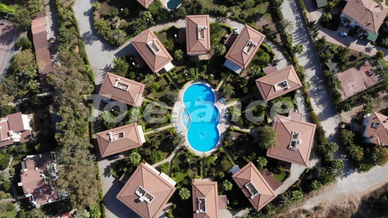 Вилла или дом в Çamyuva, Кемер с бассейном - 42942 Вилла или дом в Çamyuva, Кемер с бассейном: купить недвижимость в Турции - 42942