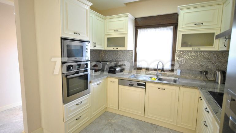 Вилла или дом в Çamyuva, Кемер с бассейном - 42943 Вилла или дом в Çamyuva, Кемер с бассейном: купить недвижимость в Турции - 42943