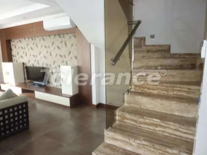 Вилла или дом в Чамьюва, Кемер с бассейном: купить недвижимость в Турции - 4506