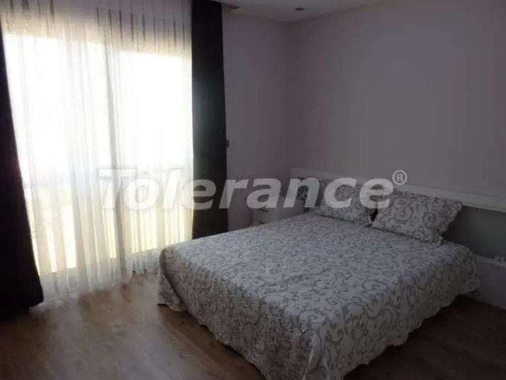 Вилла или дом в Чамьюва, Кемер с бассейном: купить недвижимость в Турции - 4510