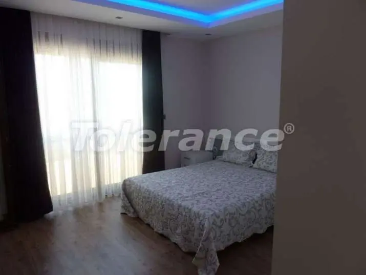 Вилла или дом в Чамьюва, Кемер с бассейном: купить недвижимость в Турции - 4511