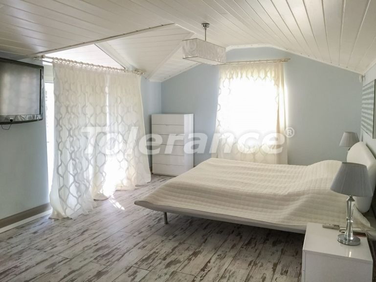 Вилла или дом в Чамьюва, Кемер с бассейном: купить недвижимость в Турции - 45417