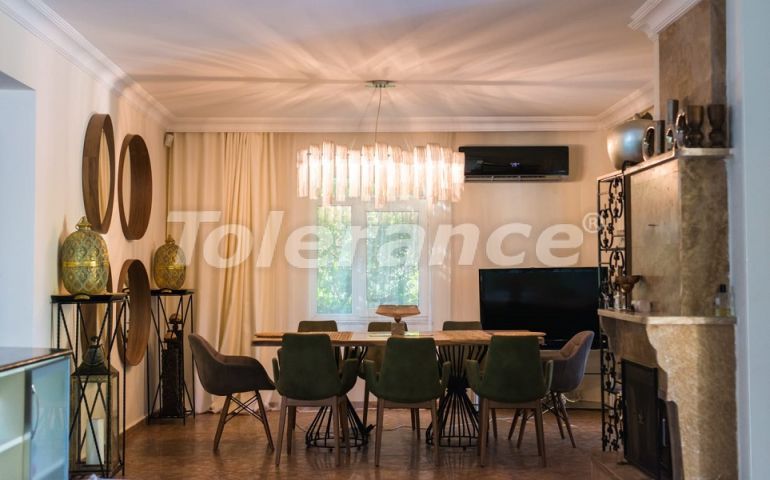 Вилла или дом в Чамьюва, Кемер с бассейном: купить недвижимость в Турции - 45429