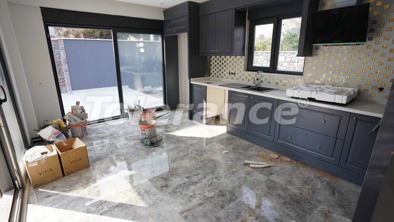 Вилла или дом от застройщика в Çamyuva, Кемер с бассейном: купить недвижимость в Турции - 46828