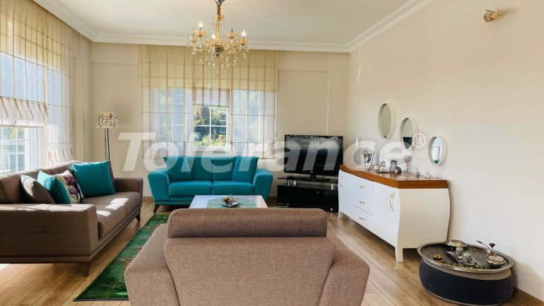 Вилла или дом в Чамьюва, Кемер: купить недвижимость в Турции - 48149