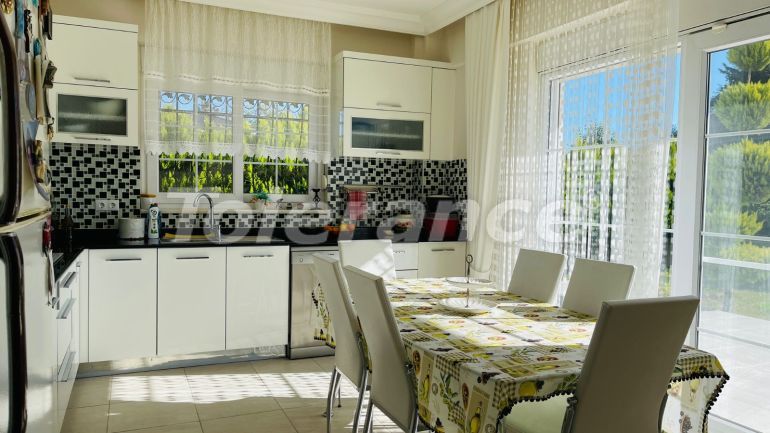 Вилла или дом в Чамьюва, Кемер: купить недвижимость в Турции - 48153