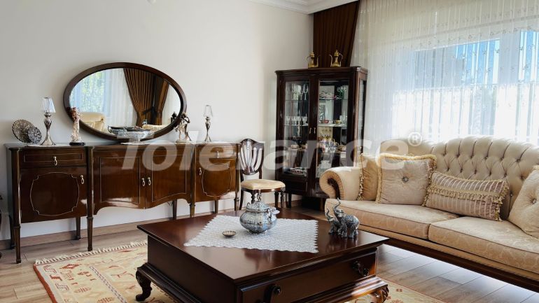 Вилла или дом в Чамьюва, Кемер: купить недвижимость в Турции - 48156