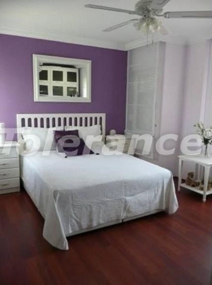 Вилла или дом в Чамьюва, Кемер с бассейном: купить недвижимость в Турции - 50925