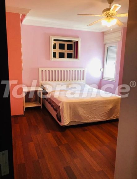 Вилла или дом в Чамьюва, Кемер с бассейном: купить недвижимость в Турции - 50939