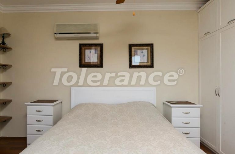 Вилла или дом в Чамьюва, Кемер с бассейном: купить недвижимость в Турции - 50940